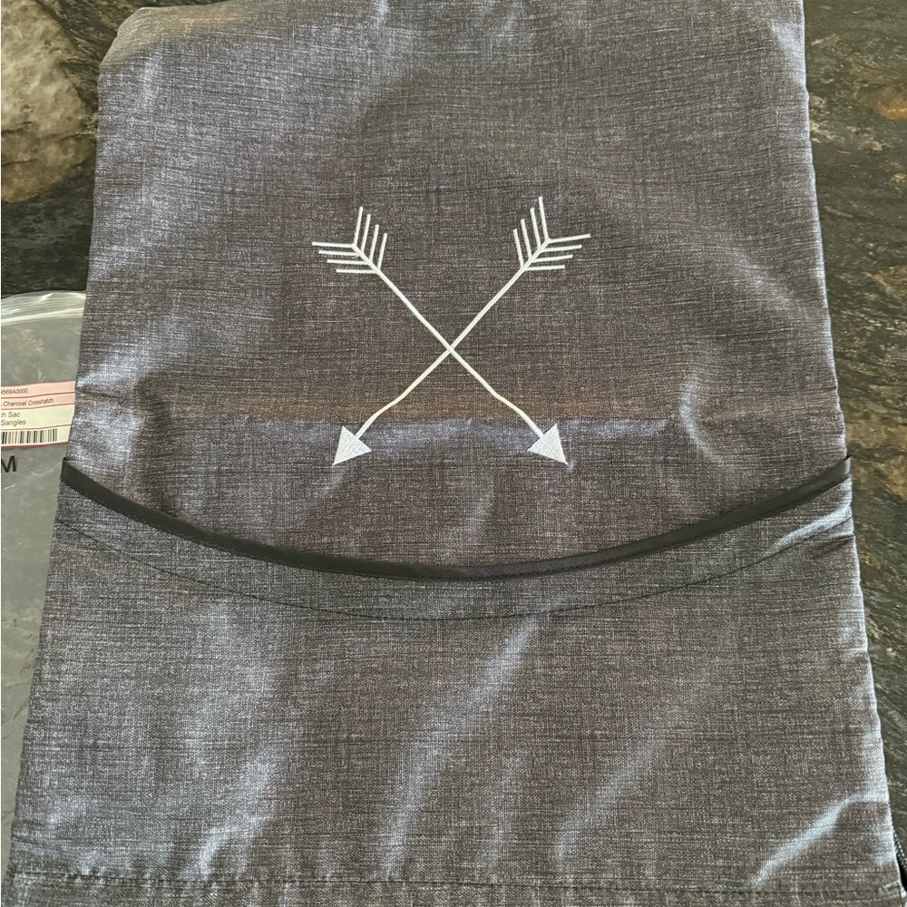 Thirty-One Charcoal Crosshatch Cinch Sac